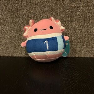 Archie Axolotl Squishmallow